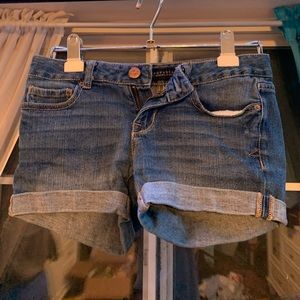 Cute midi denim jean shorts